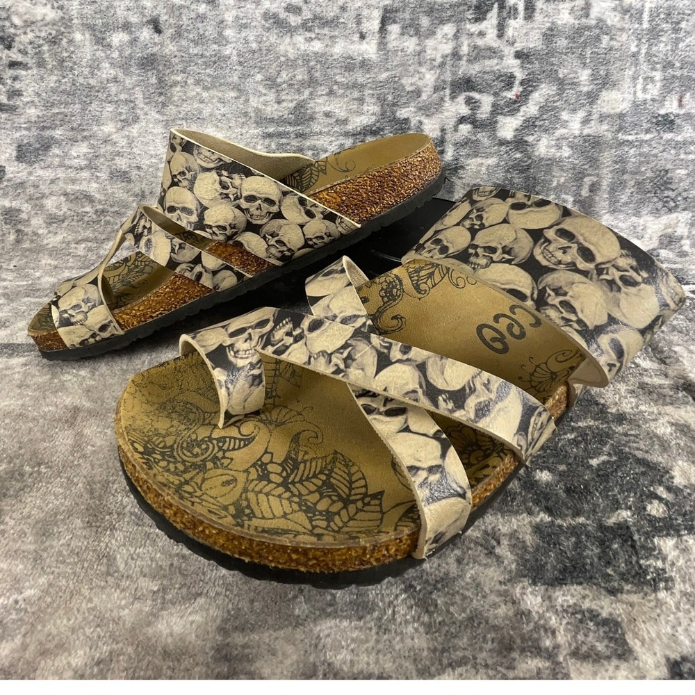 Calceo Sandals Strappy Skull Print Womens 7.5 Tan Gothic Metalhead Whimsigoth